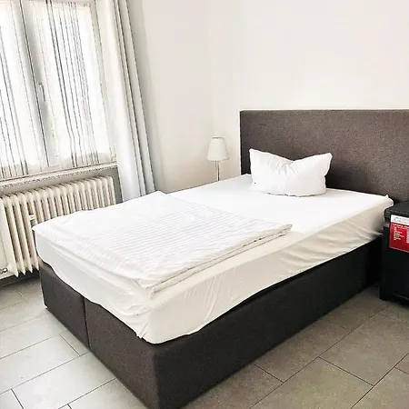 Burghotel 3* לוראך