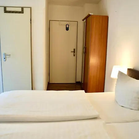 Burghotel 3* Лёррах