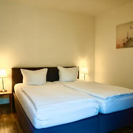 Burghotel Отель Лёррах