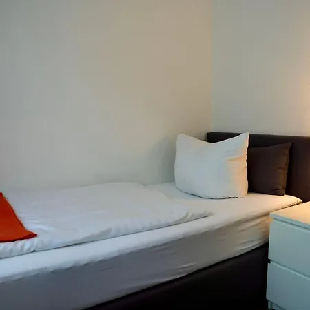 فندق Burghotel لاروش