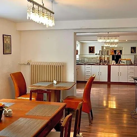 Burghotel Hotel 3*